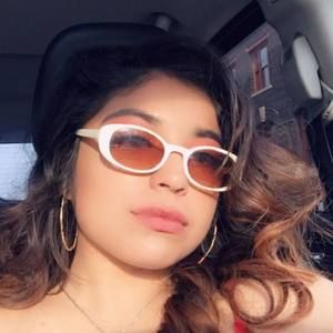 Meet your Posher, Aracely